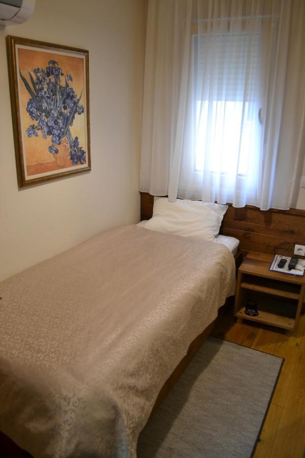 B&B Villa Panuka Pančevo Exterior foto